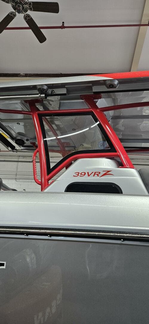 2024 Donzi 39 Vrz — photo 18