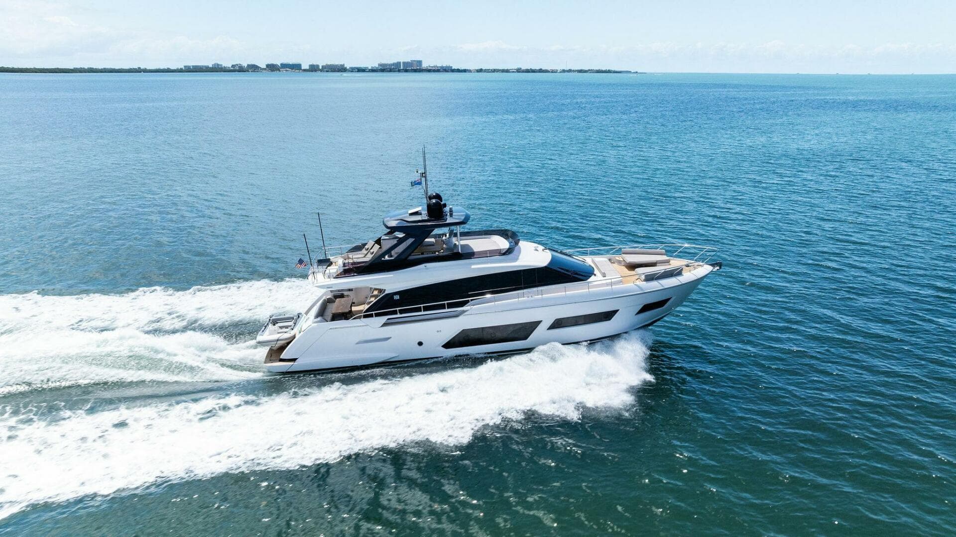 2023 Ferretti Yachts 670 — photo 12