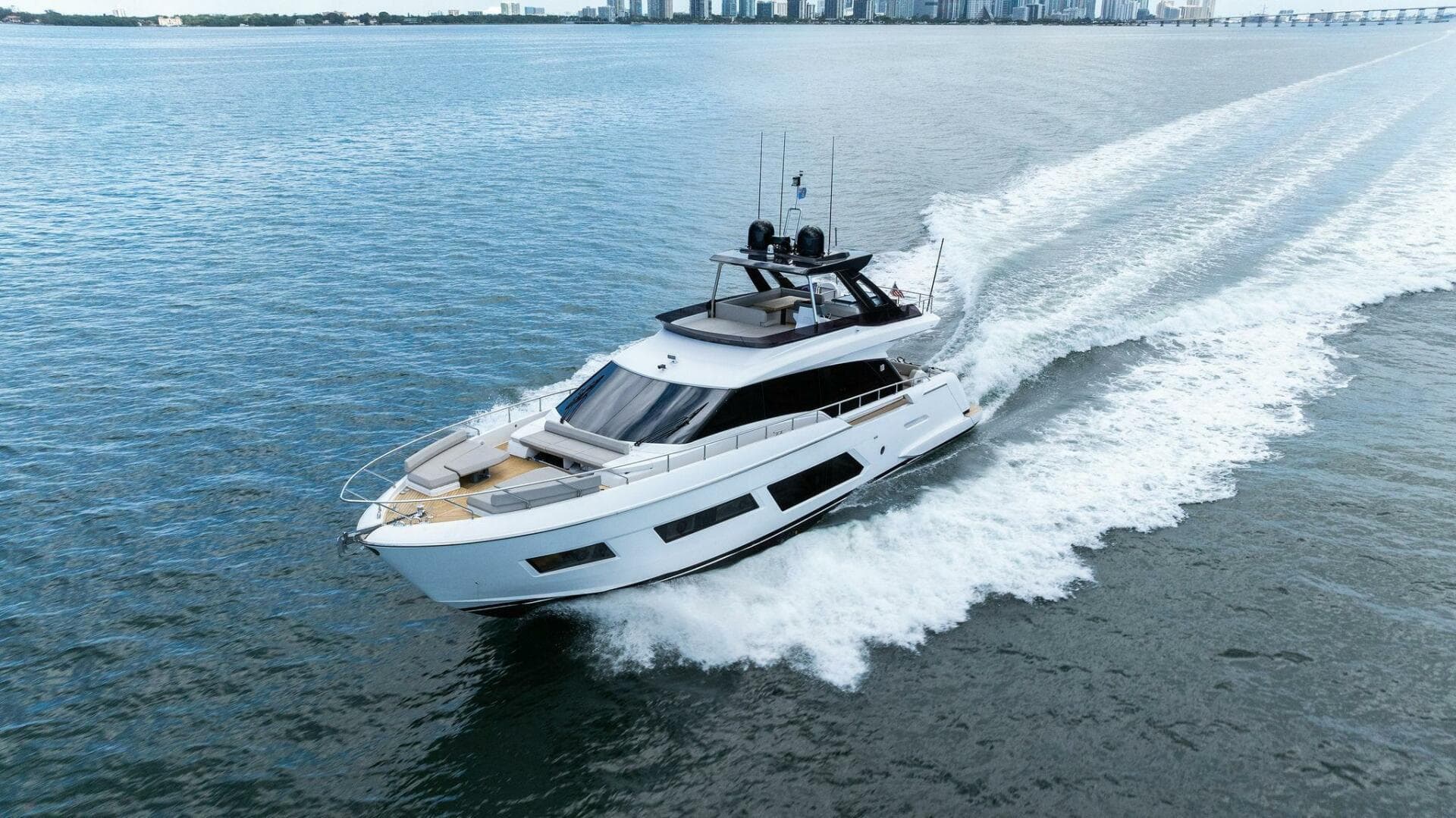 2023 Ferretti Yachts 670 — photo 6