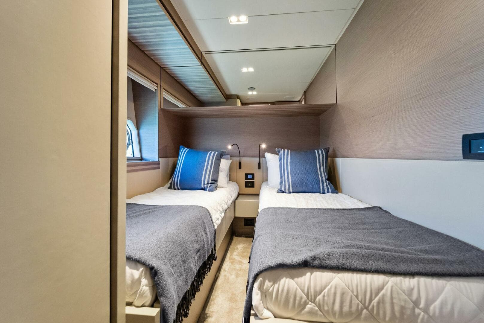 2023 Ferretti Yachts 670 — photo 56