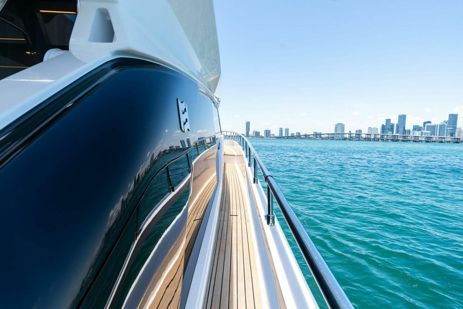 2023 Ferretti Yachts 670 — photo 46