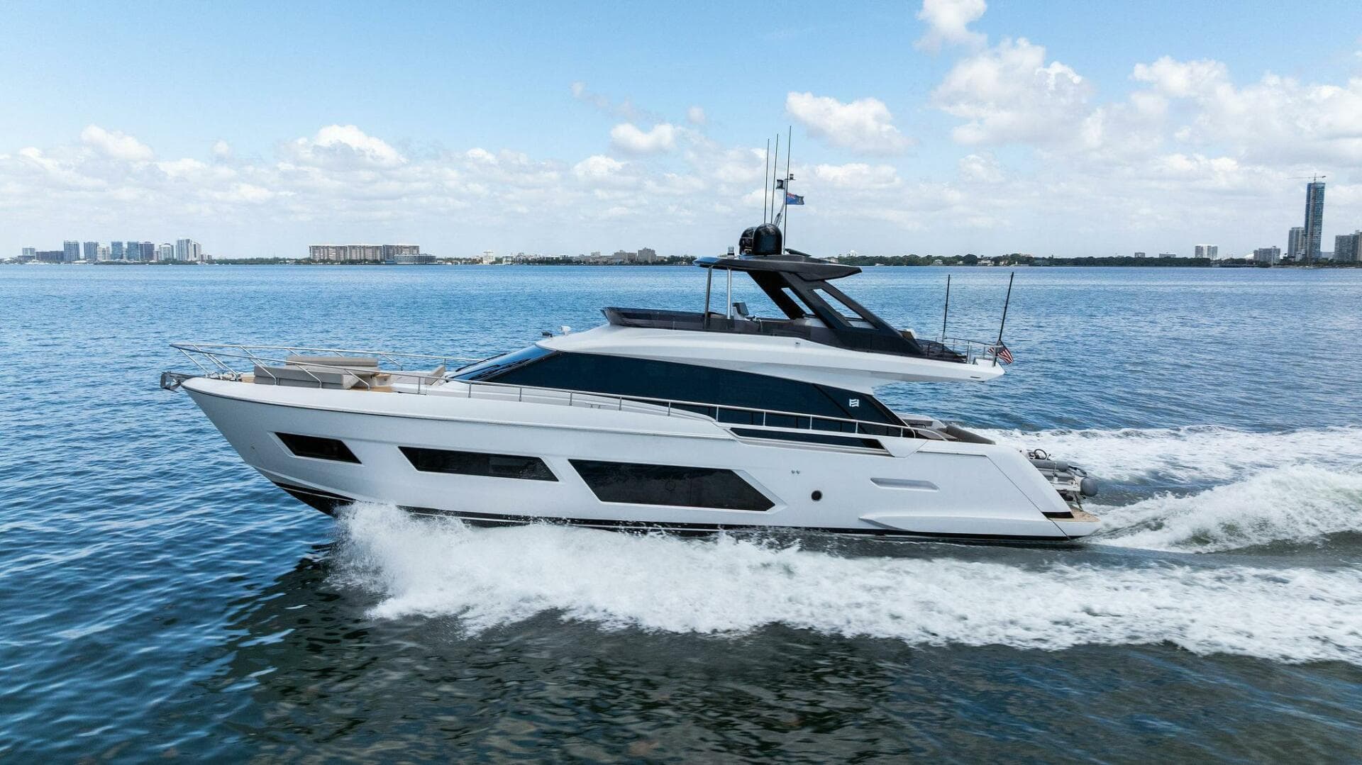 2023 Ferretti Yachts 670 — photo 4