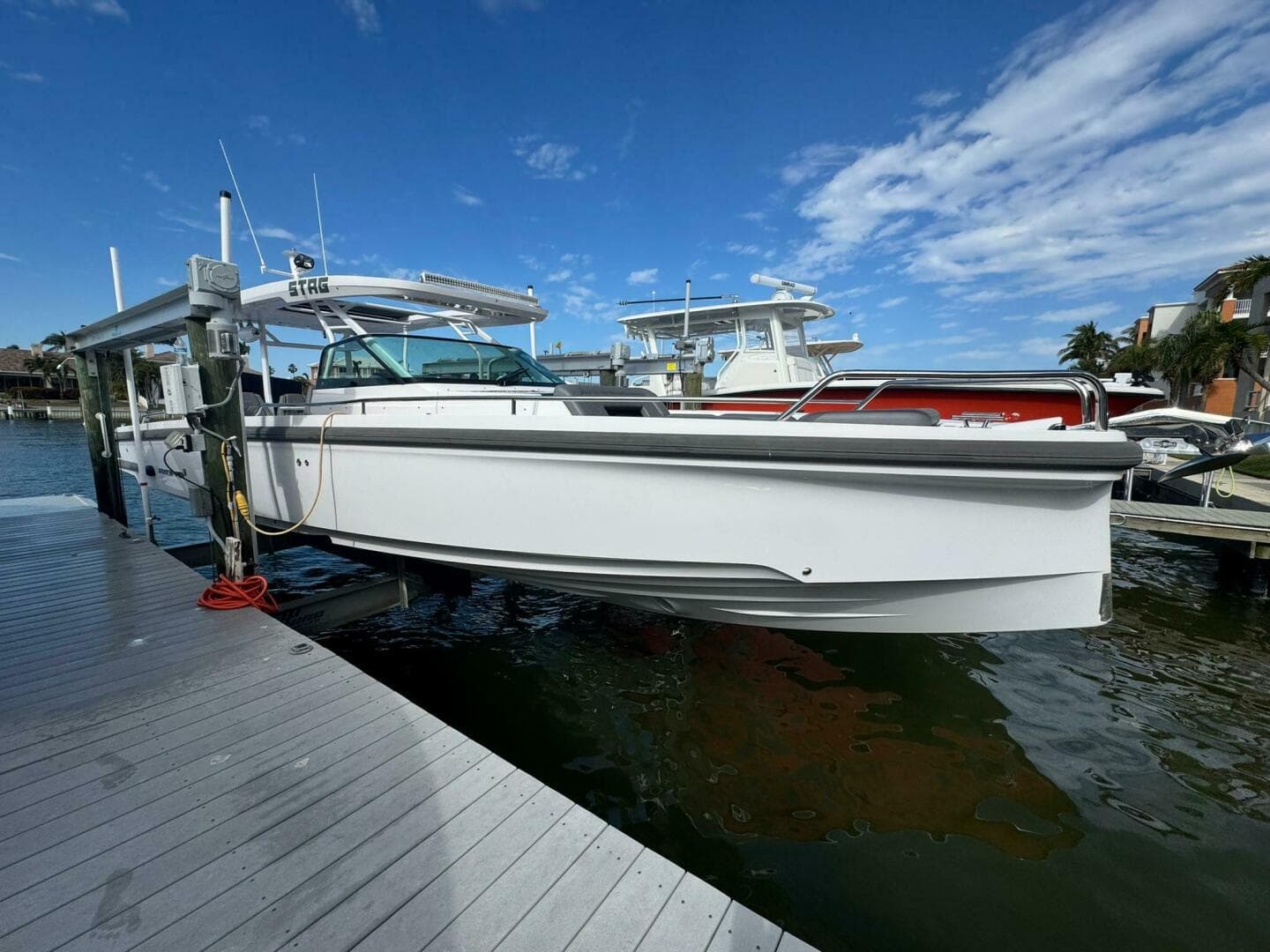 2025 Axopar 37 Sun Top — photo 6