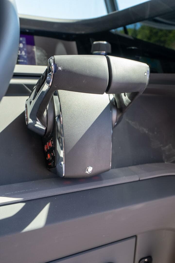 2025 Axopar Cross Cabin — photo 45