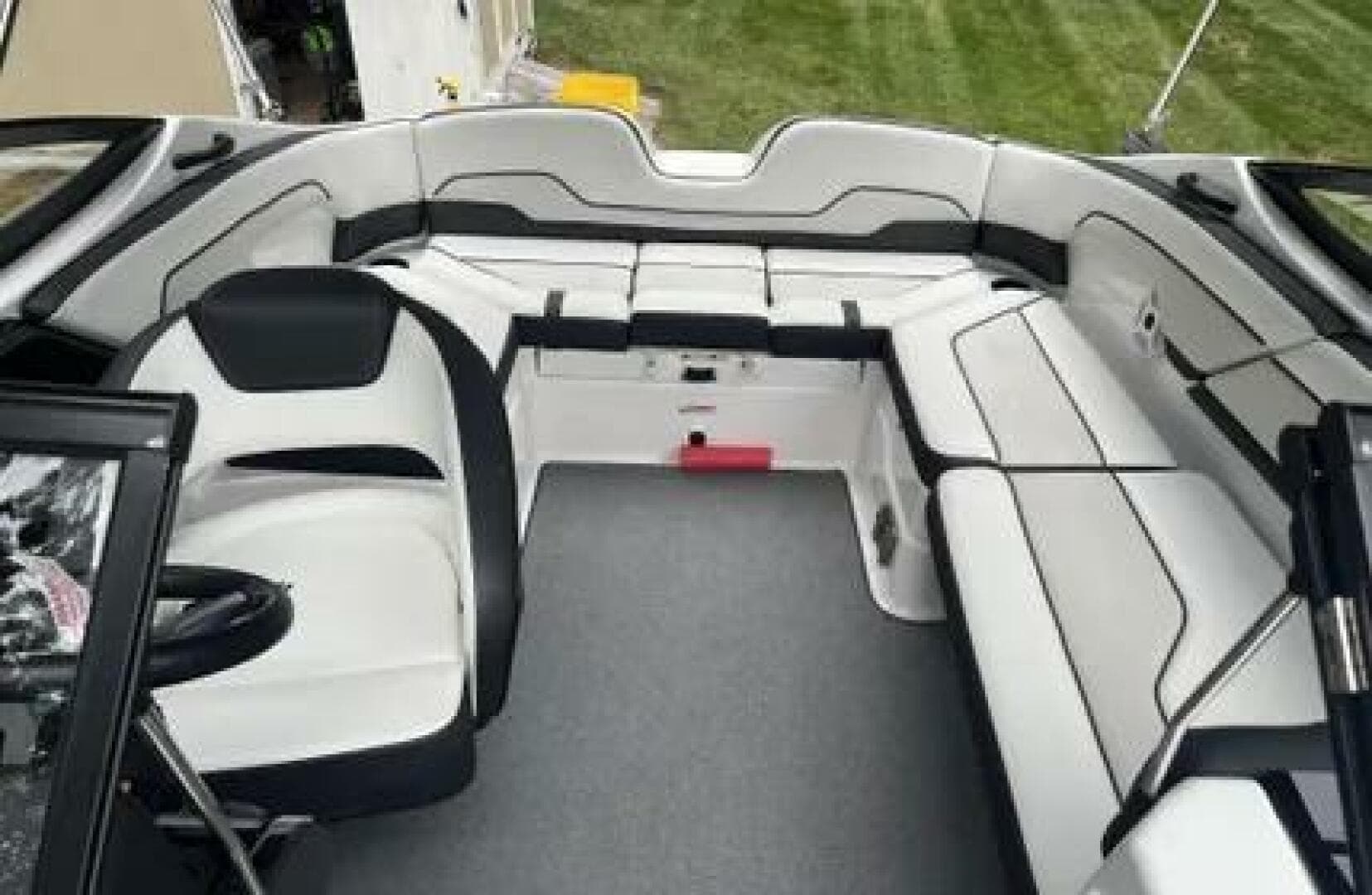 2018 Yamaha Boats SX 210 — photo 6