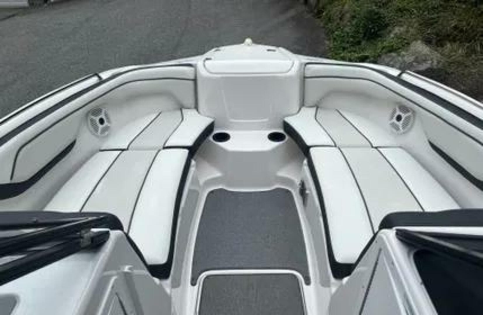 2018 Yamaha Boats SX 210 — photo 4