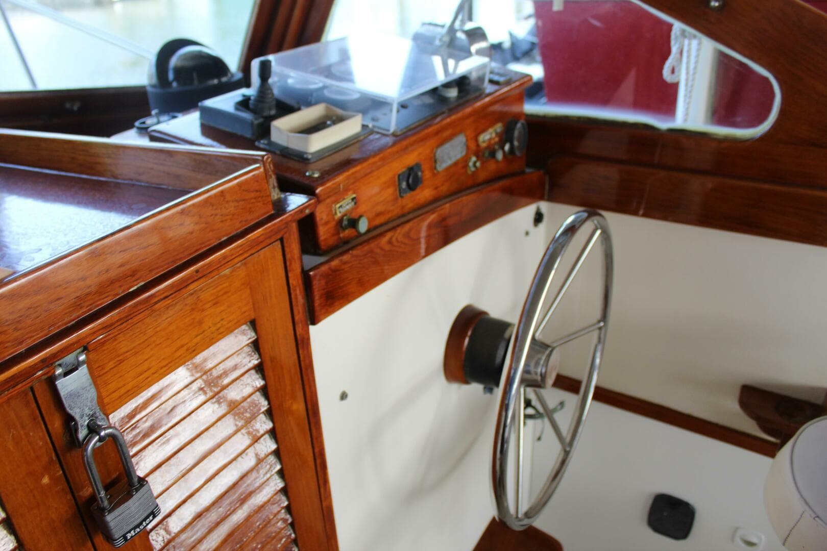 1989 Dyer Downeast — photo 13