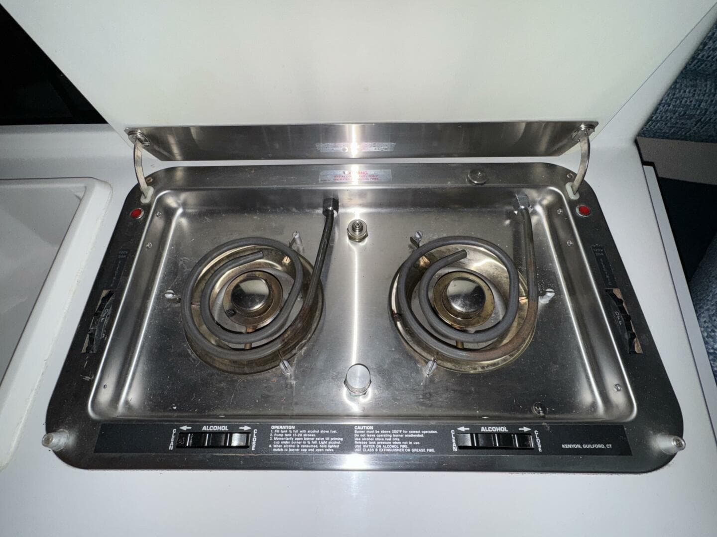 1994 Chaparral Signature 27 Cabin Cruiser — photo 45