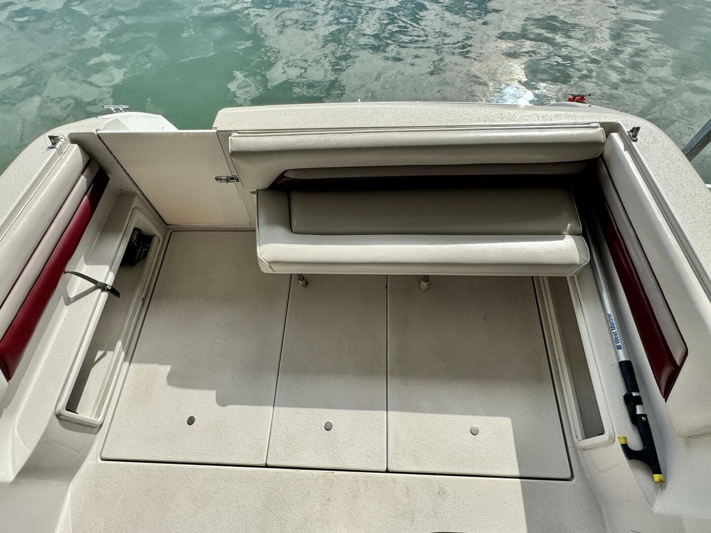 1994 Chaparral Signature 27 Cabin Cruiser — photo 89