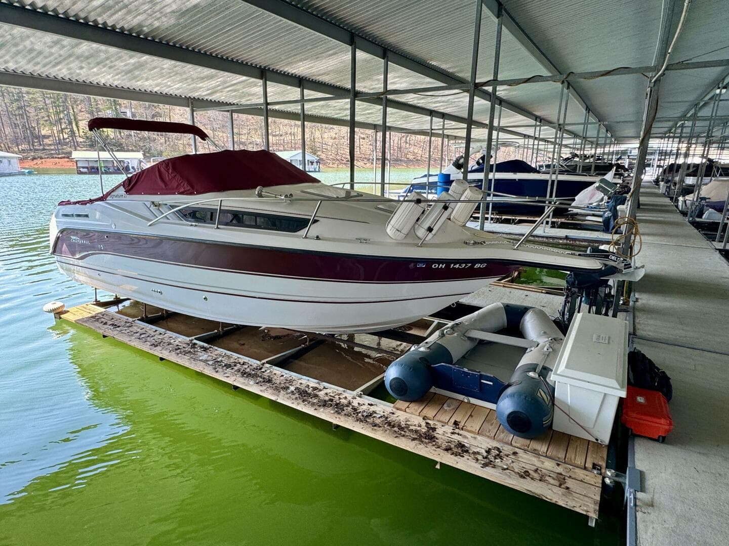 1994 Chaparral Signature 27 Cabin Cruiser — photo 254