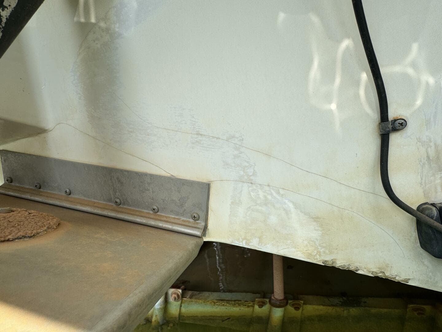 1994 Chaparral Signature 27 Cabin Cruiser — photo 104