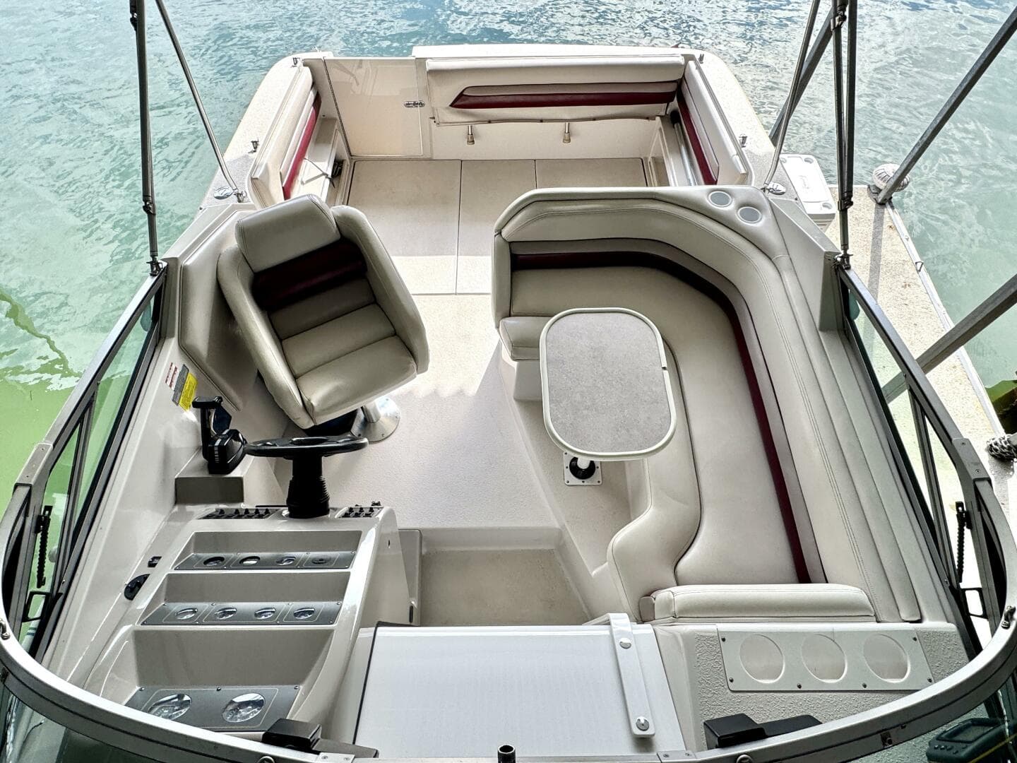 1994 Chaparral Signature 27 Cabin Cruiser — photo 71