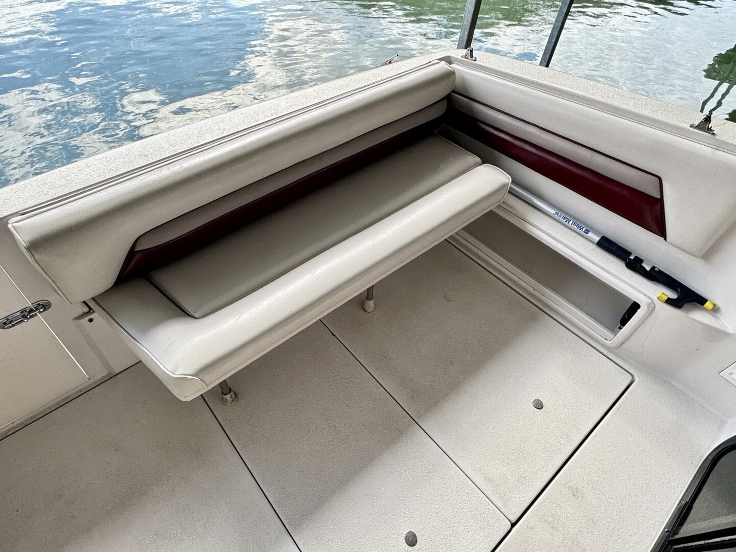 1994 Chaparral Signature 27 Cabin Cruiser — photo 90