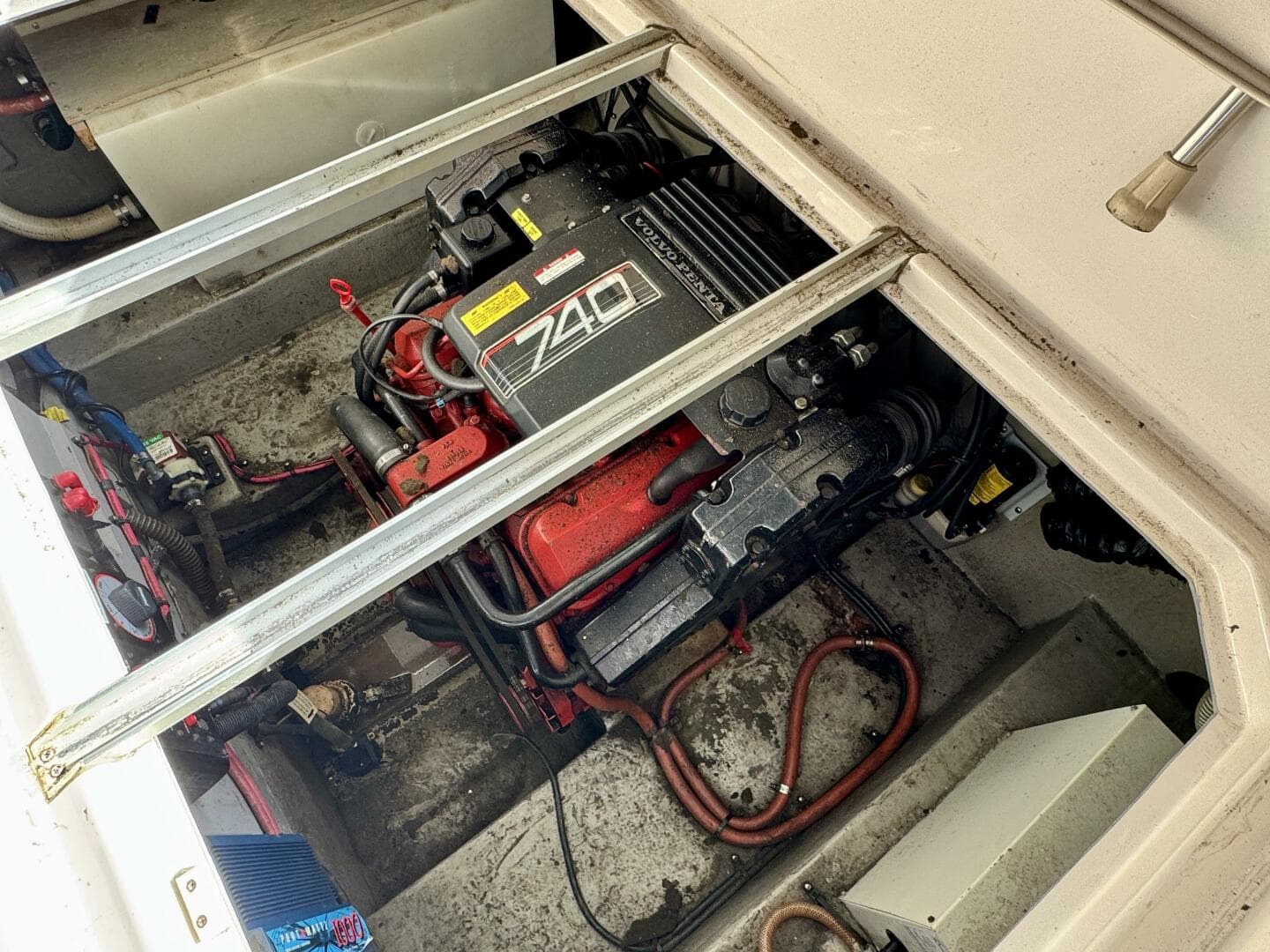 1994 Chaparral Signature 27 Cabin Cruiser — photo 87