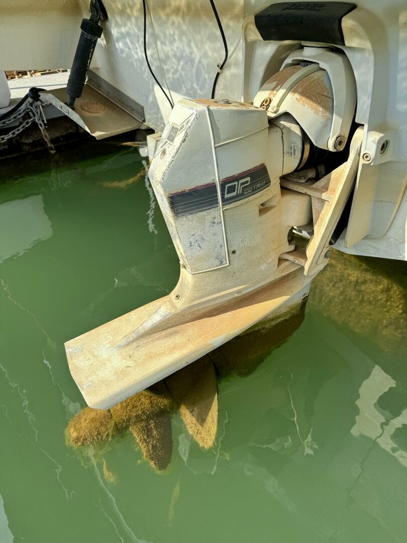 1994 Chaparral Signature 27 Cabin Cruiser — photo 100