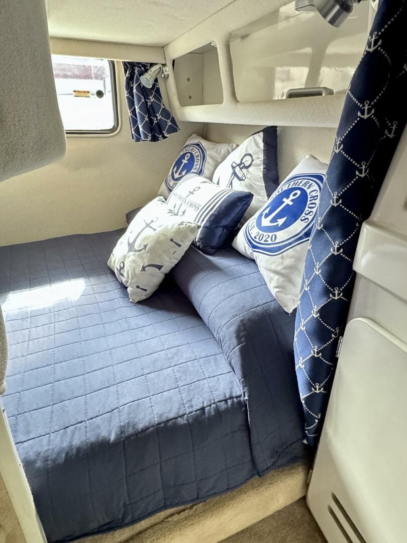 1994 Chaparral Signature 27 Cabin Cruiser — photo 61