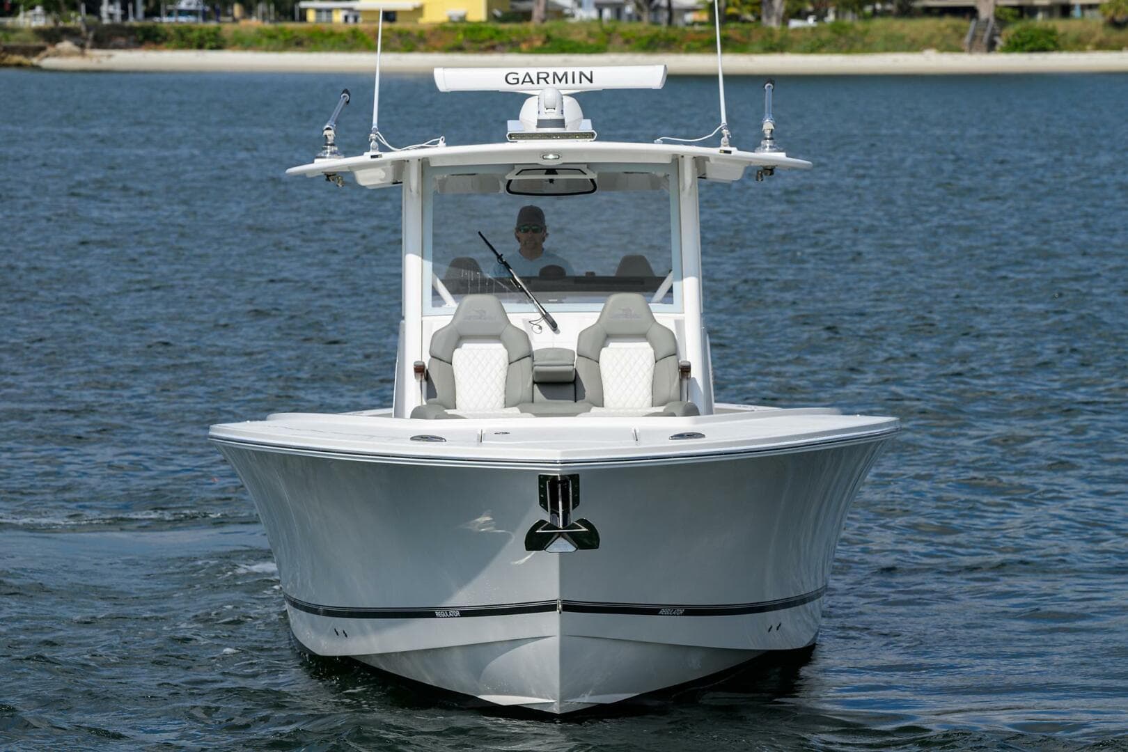 2024 Regulator — photo 3