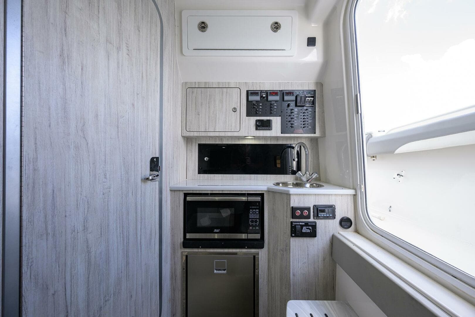 2024 Regulator — photo 36