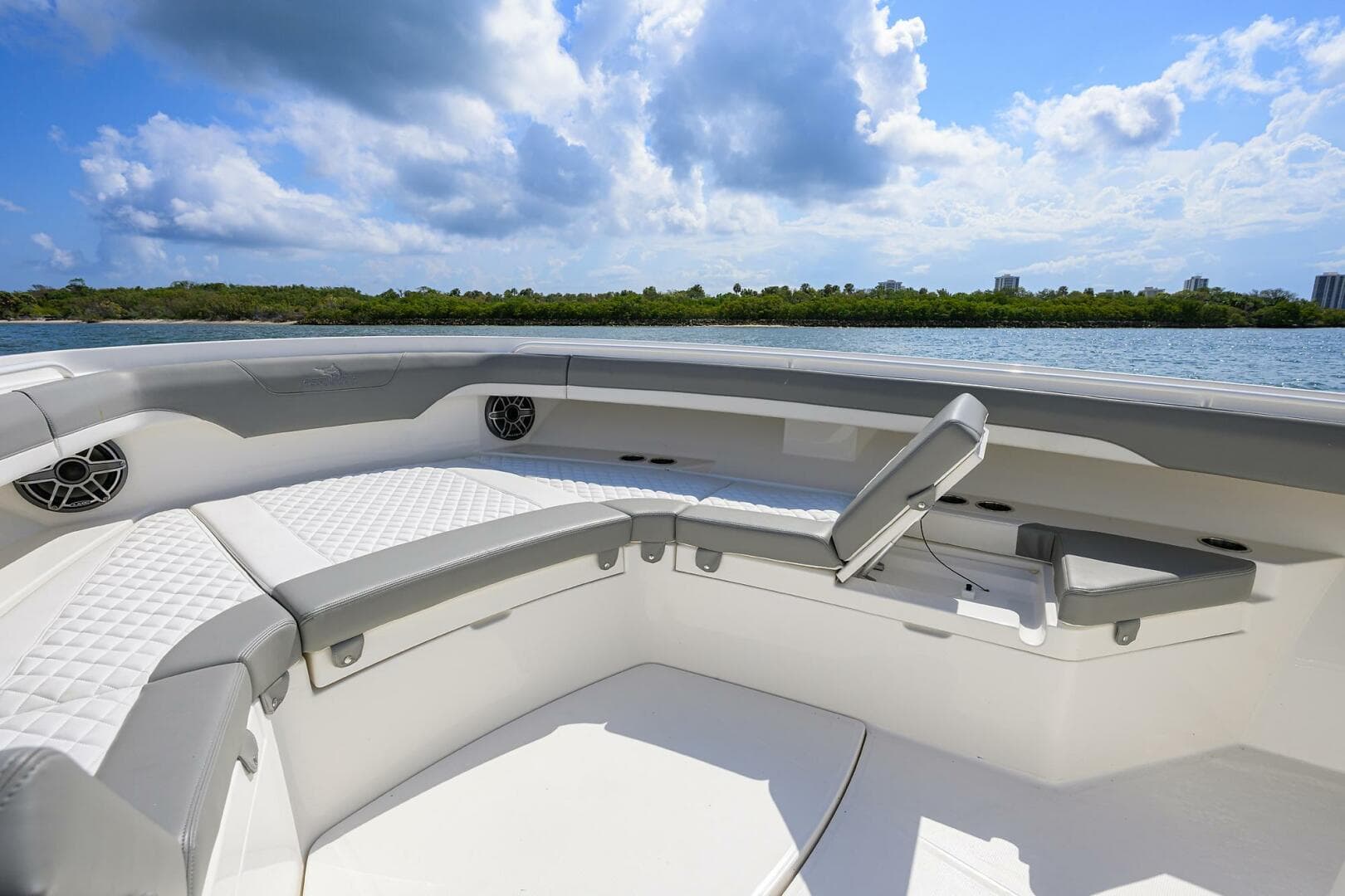 2024 Regulator — photo 15