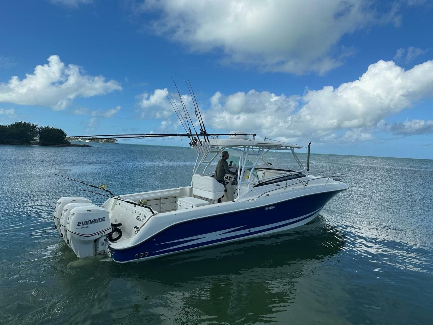 2007 Hydra-Sports 3300 Vx Vector Express — photo 1