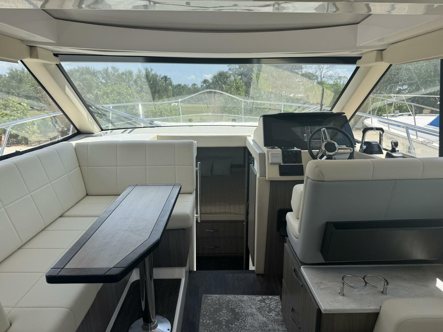 2021 Regal 38 Xo — photo 9