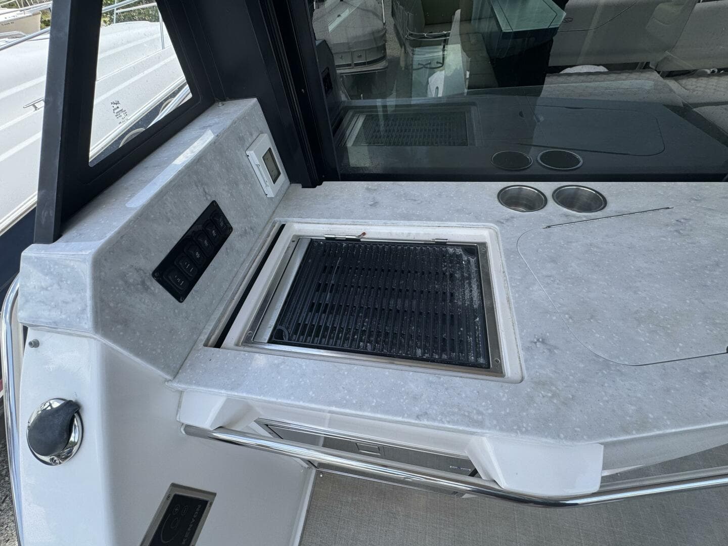 2021 Regal 38 Xo — photo 8