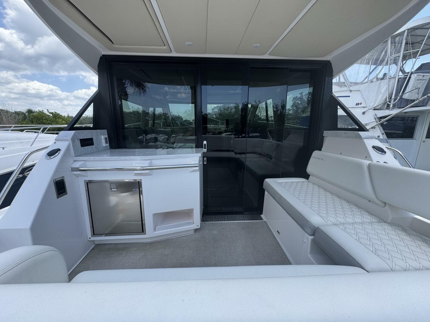 2021 Regal 38 Xo — photo 7