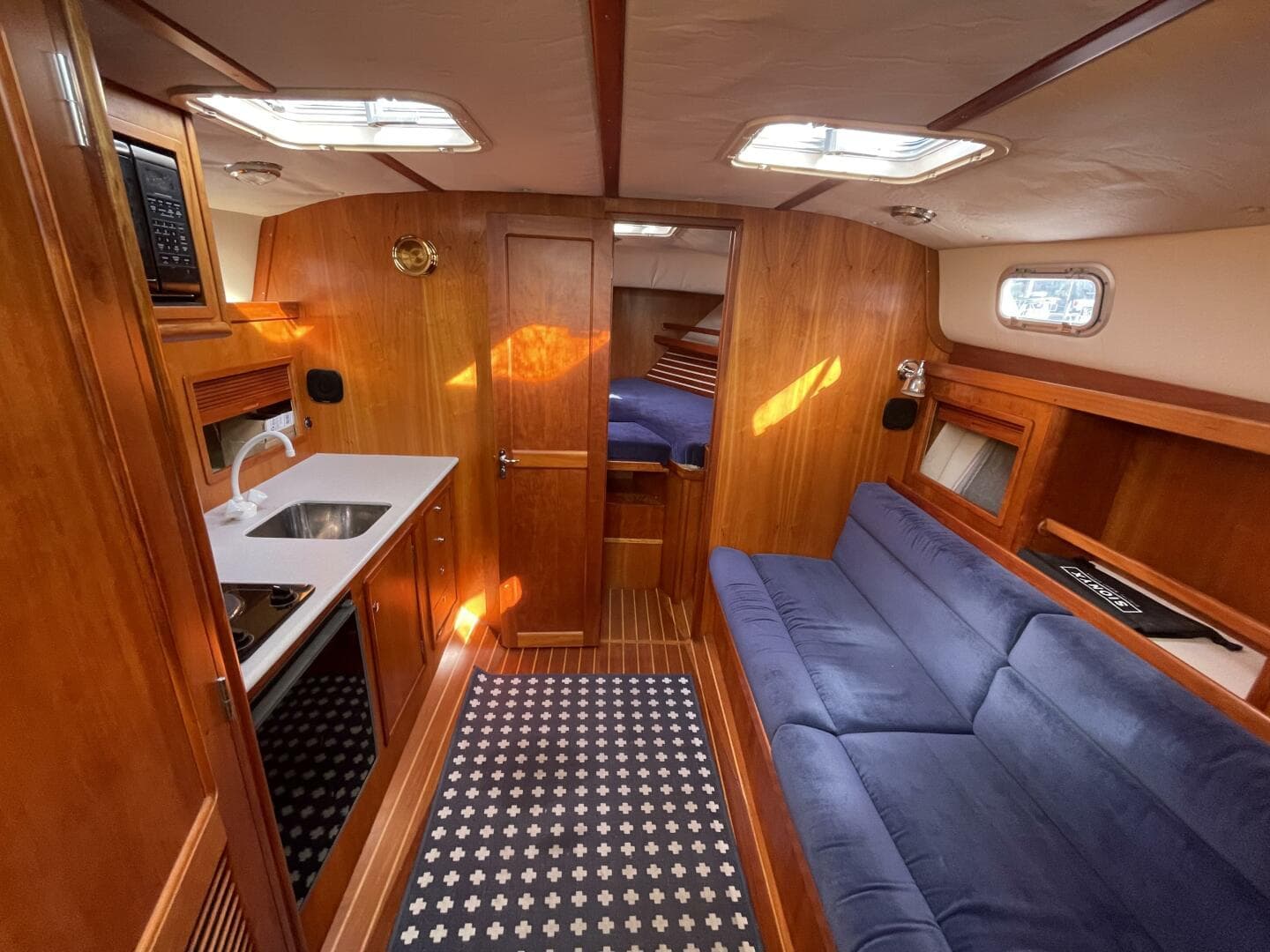 1997 Little Harbor Whisperjet 36 — photo 7