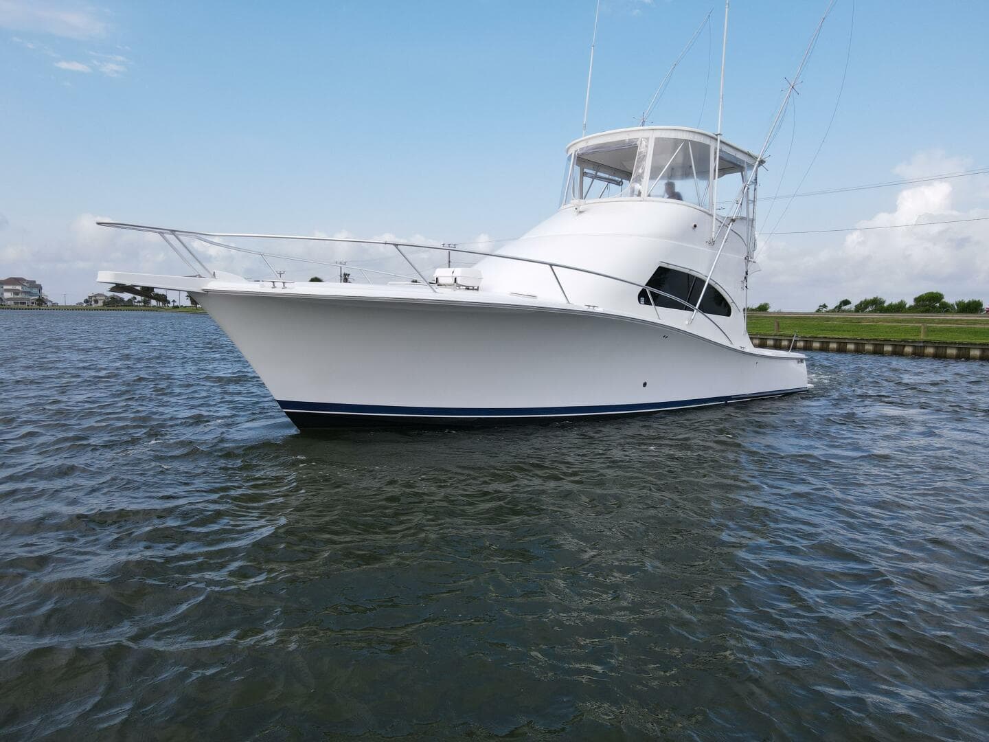 2005 Luhrs 41 Convertible — photo 70