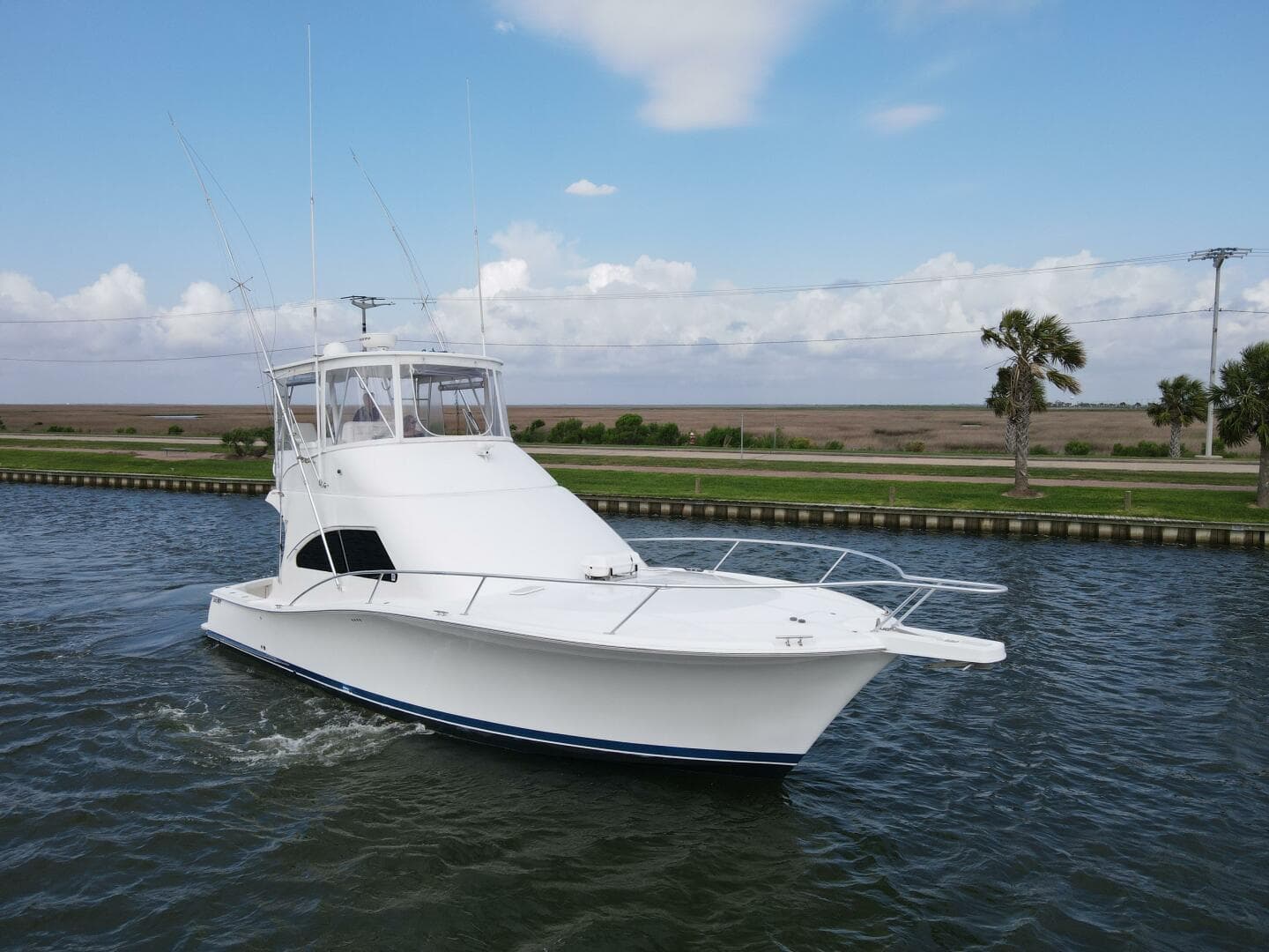 2005 Luhrs 41 Convertible — photo 68