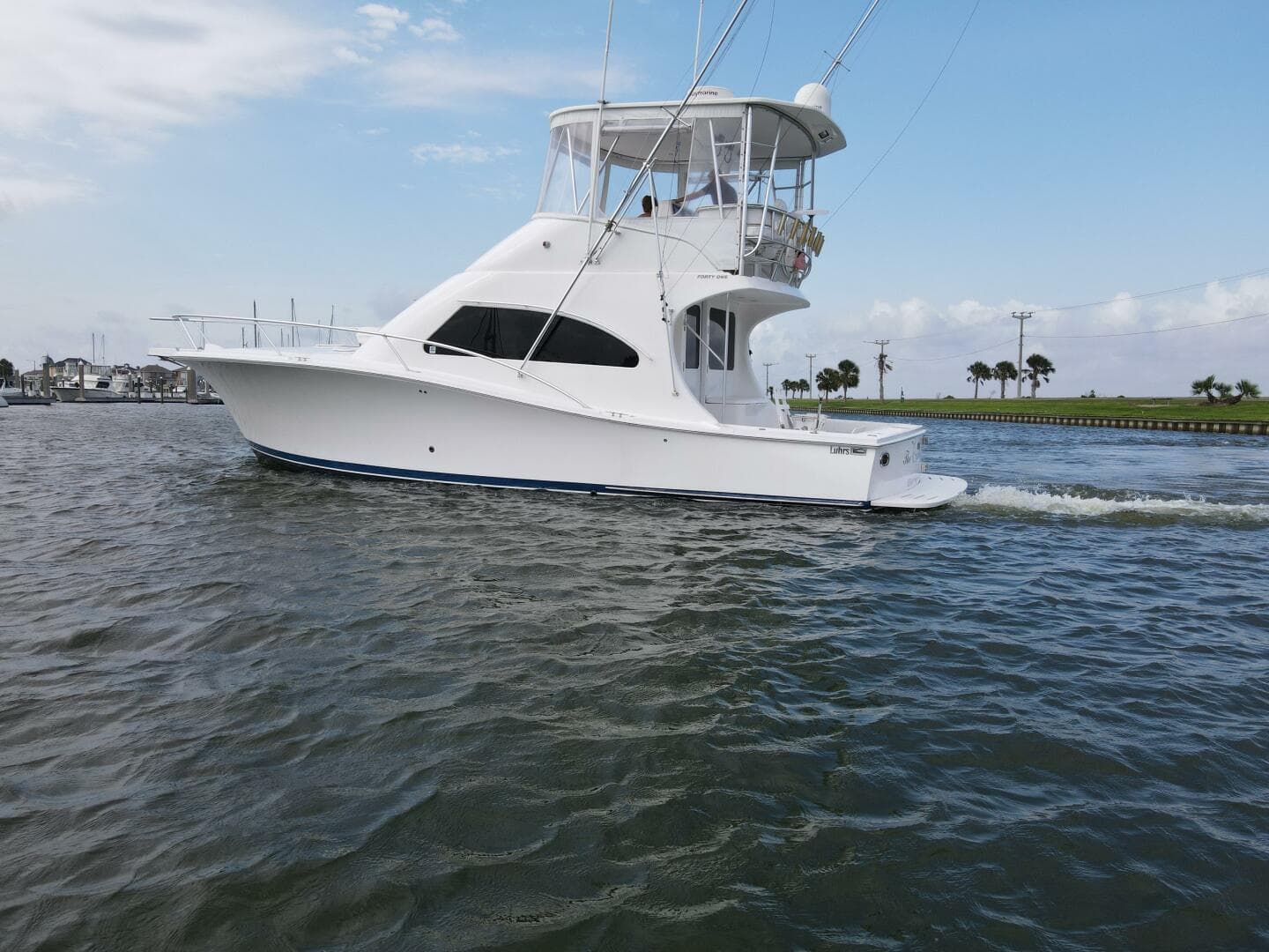 2005 Luhrs 41 Convertible — photo 71