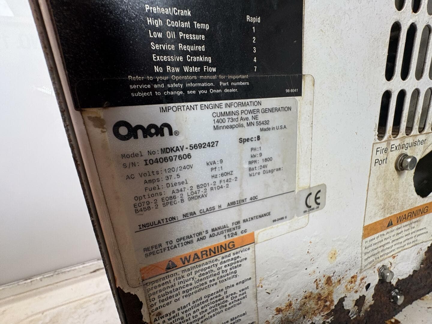 2005 Luhrs 41 Convertible — photo 34