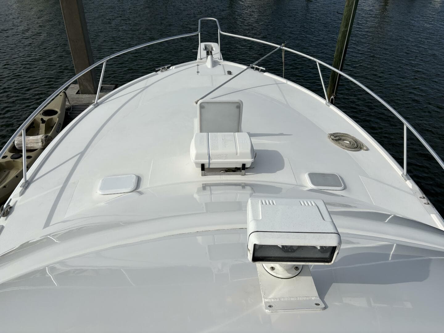 2005 Luhrs 41 Convertible — photo 46