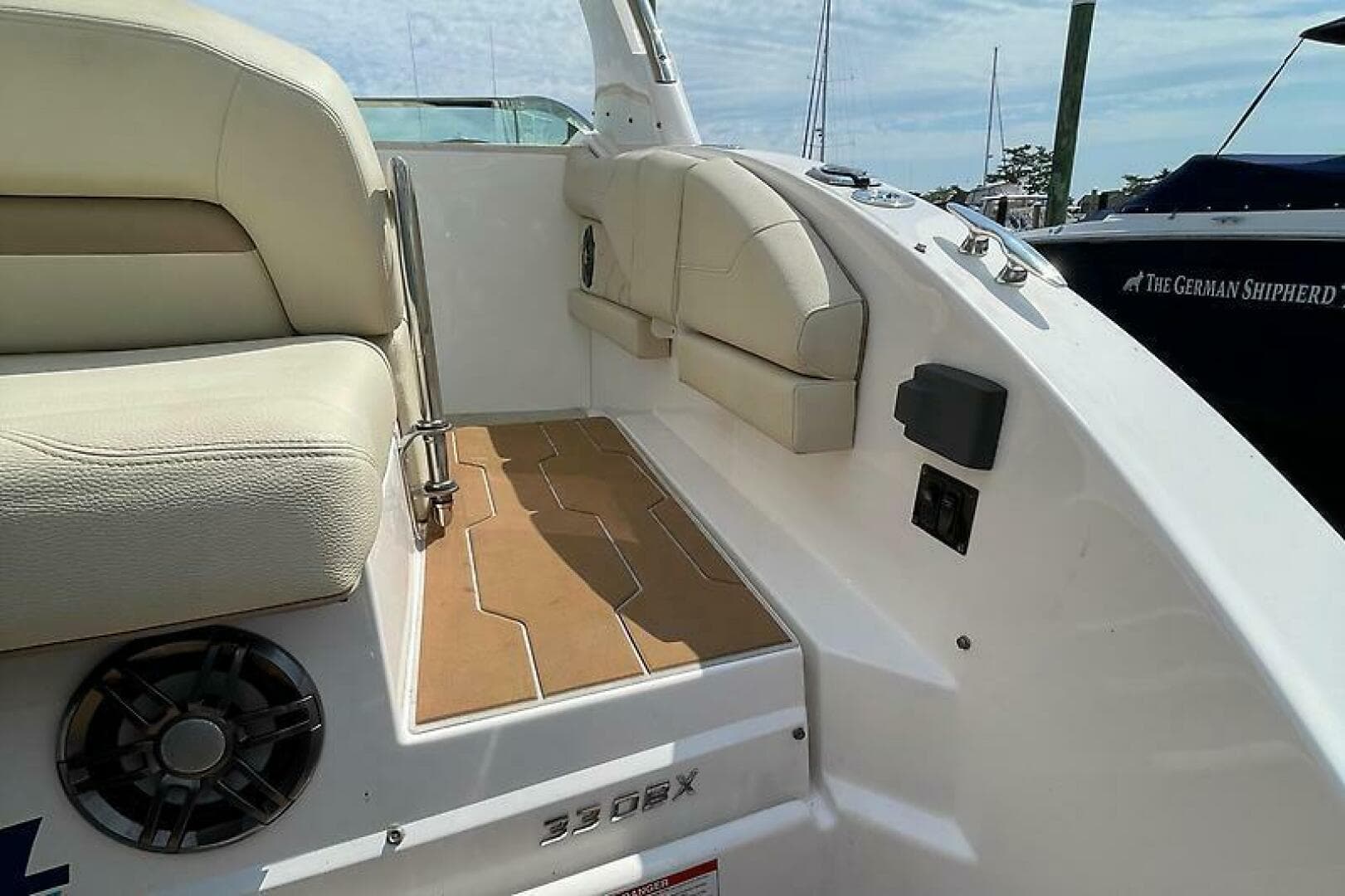 2018 Regal 33 Obx — photo 24