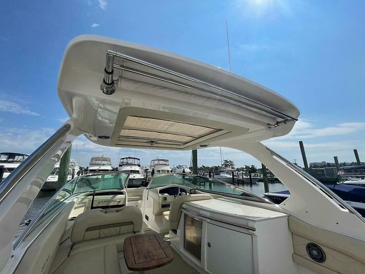 2018 Regal 33 Obx — photo 12