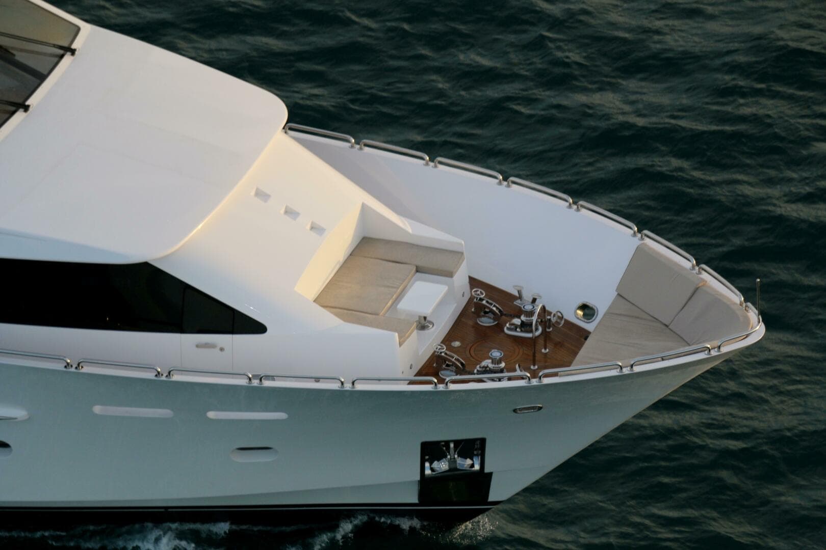 2016 Hargrave Raised Pilothouse — photo 2