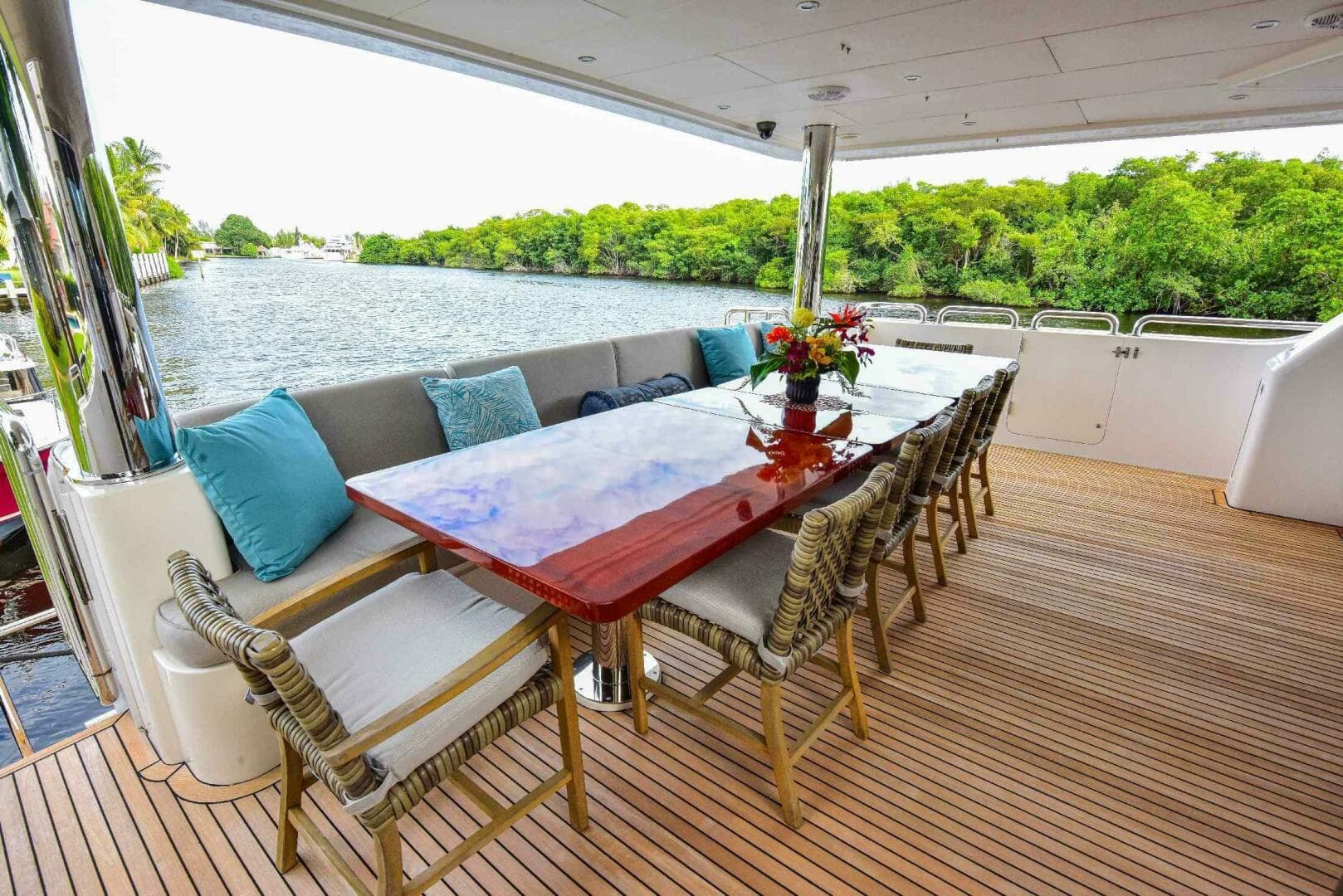 2016 Hargrave Raised Pilothouse — photo 8