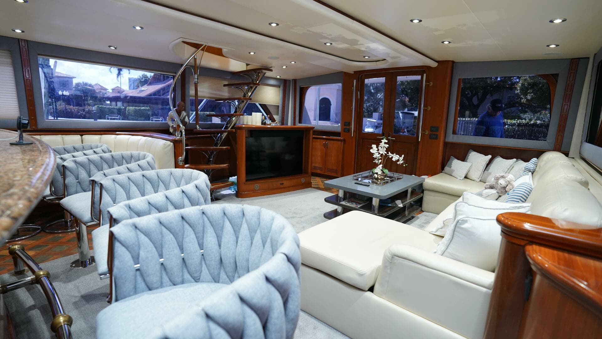 2005 Sea Force Ix Enclosed Flybridge — photo 77