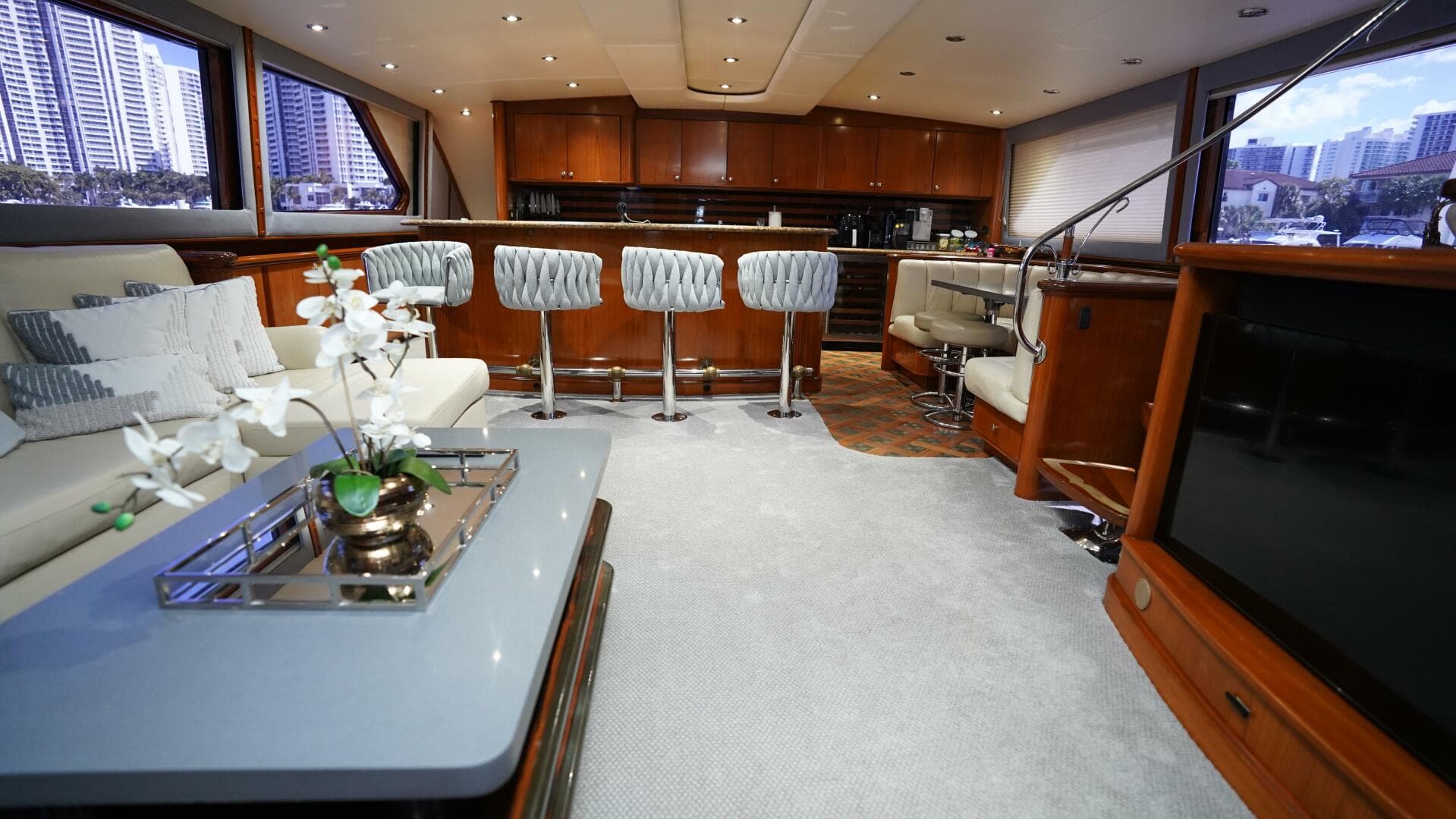 2005 Sea Force Ix Enclosed Flybridge — photo 82