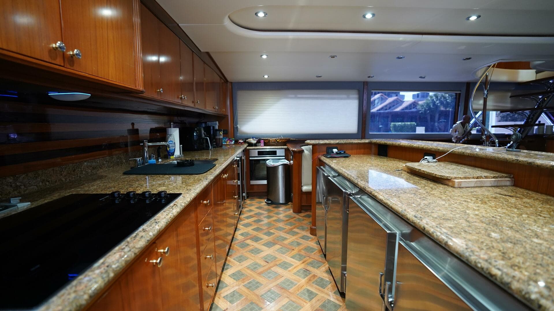 2005 Sea Force Ix Enclosed Flybridge — photo 79