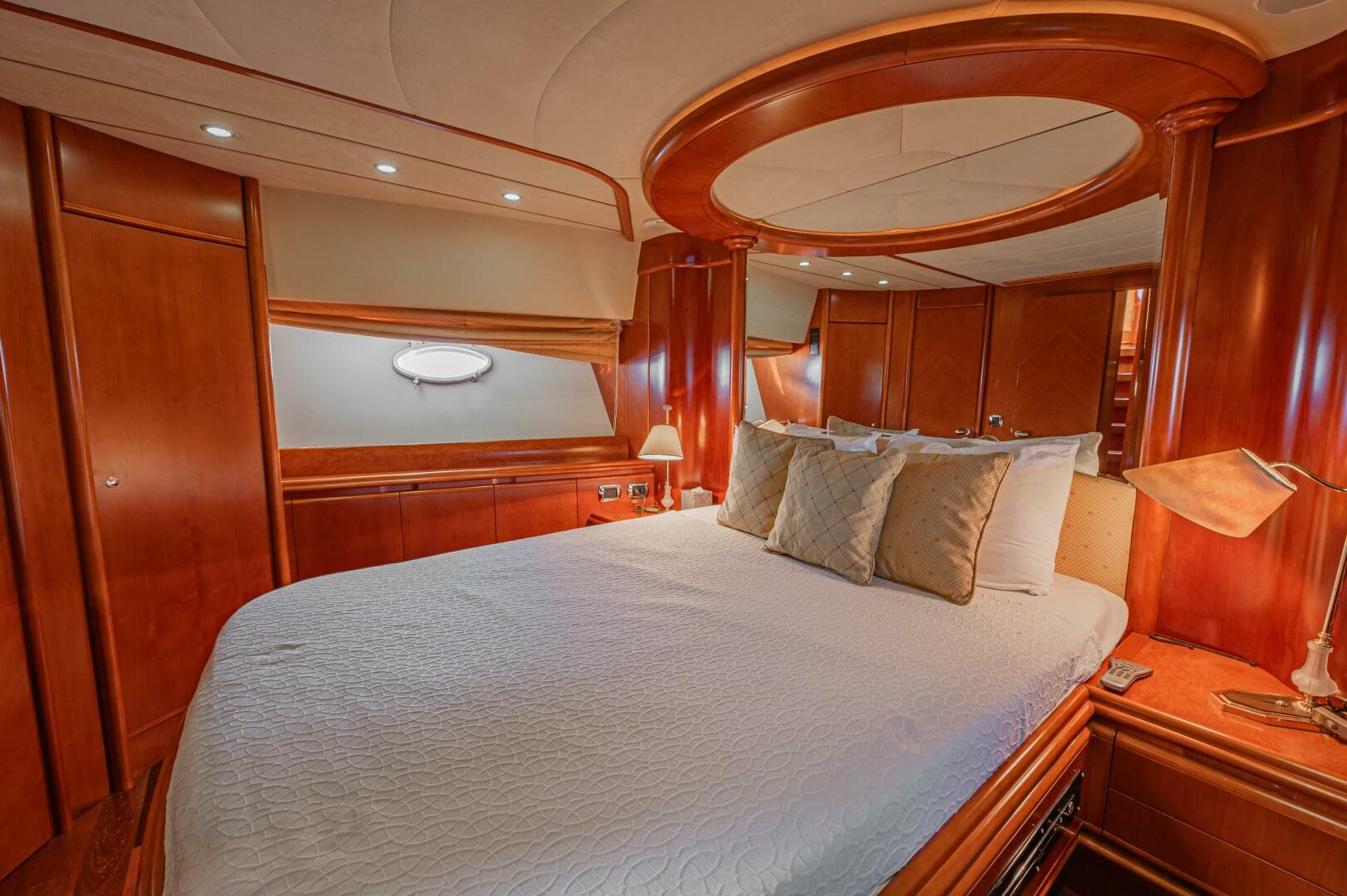 2002 Astondoa 72 Glx — photo 6