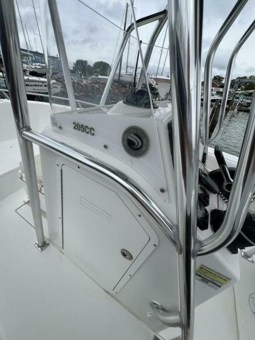 2011 Edgewater 205 CC — photo 10