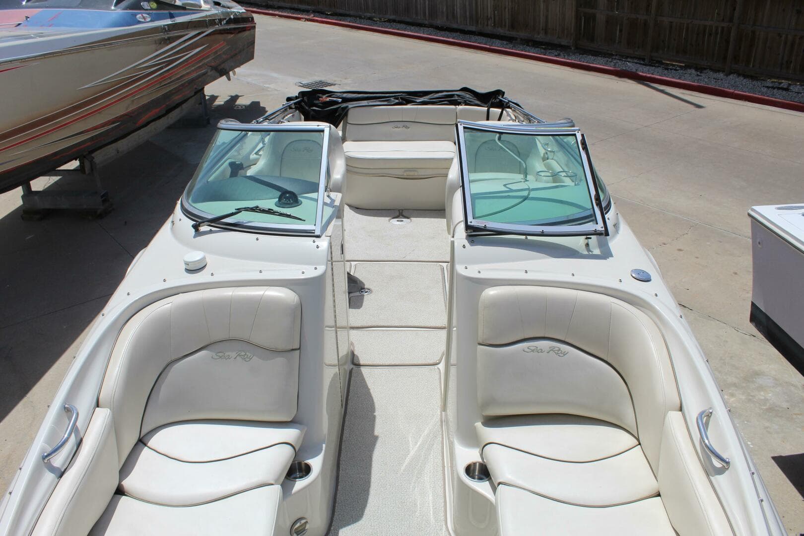 2008 Sea Ray 240 Sundeck — photo 8