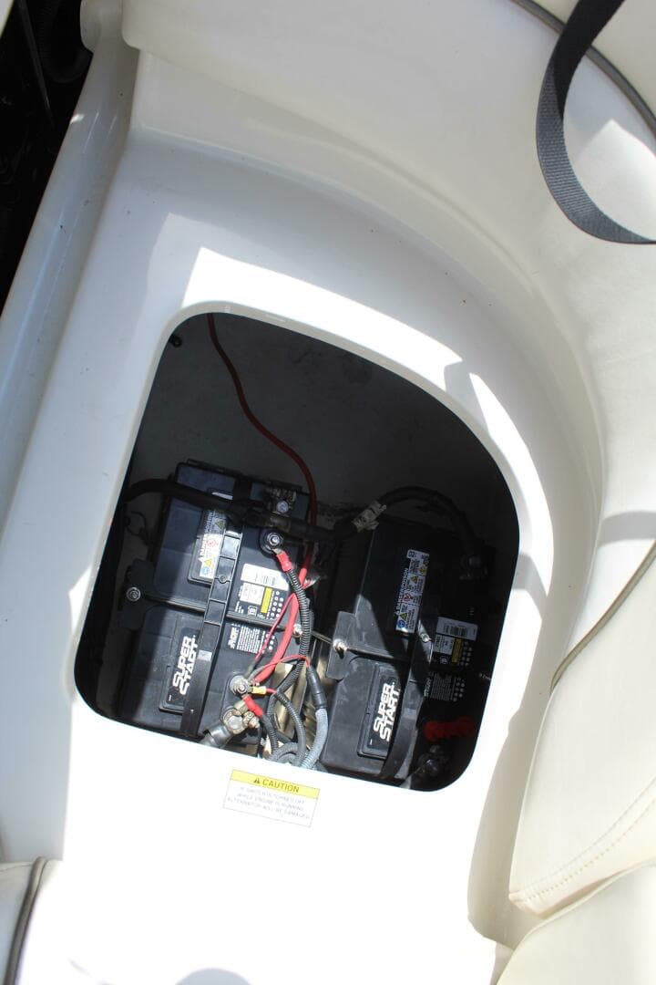 2008 Sea Ray 240 Sundeck — photo 27