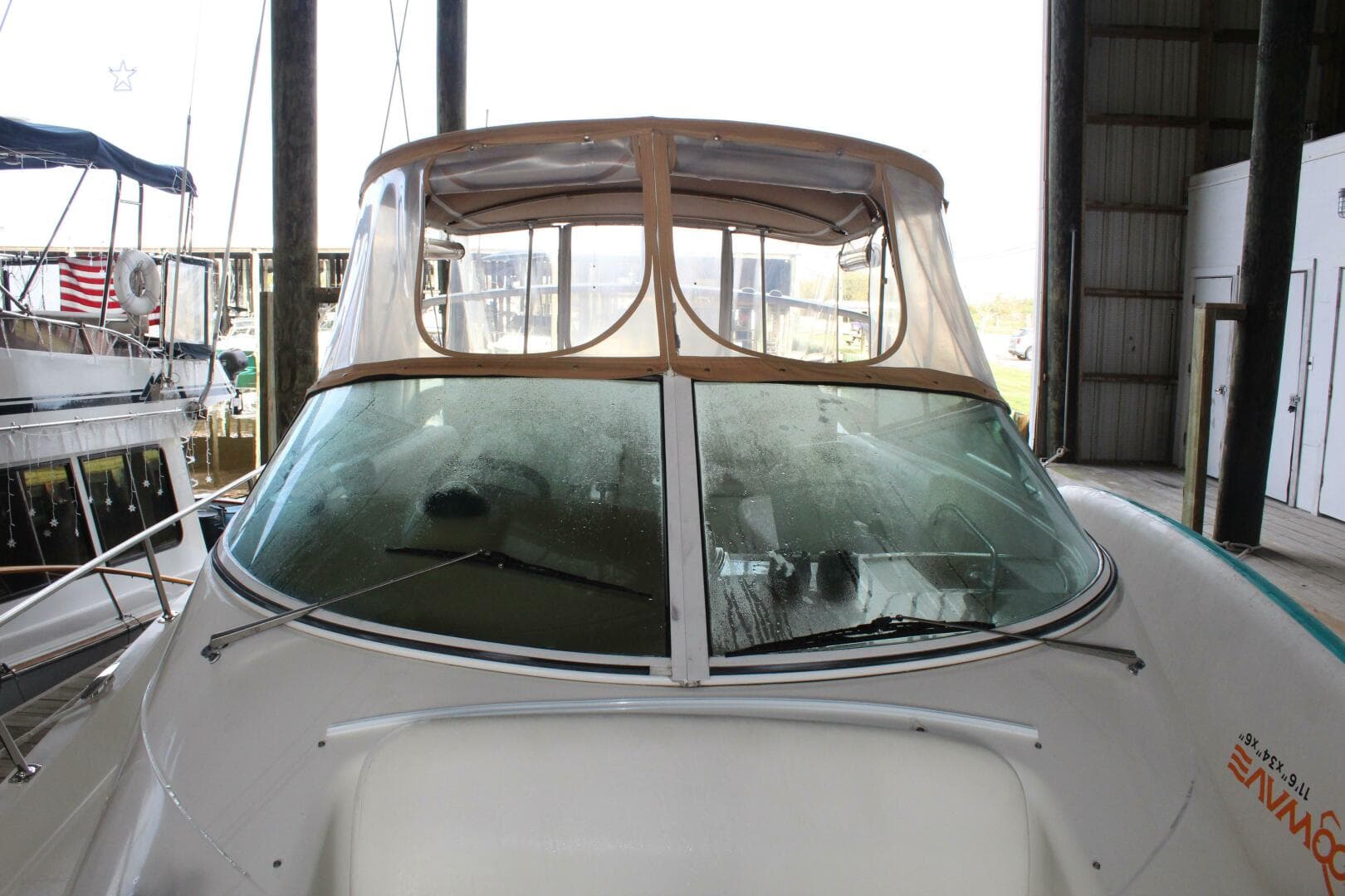 2004 Carver 360 Mariner — photo 4