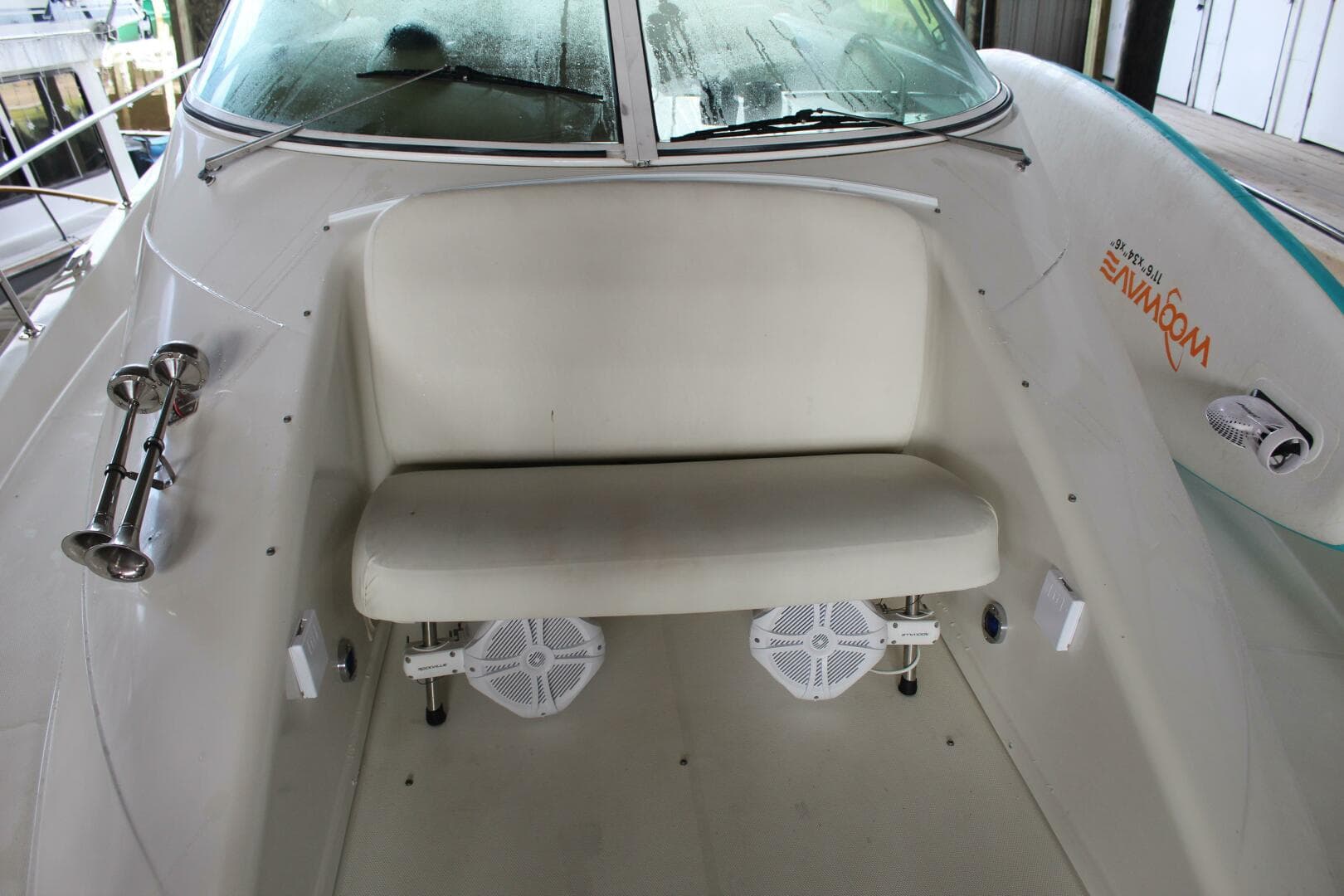 2004 Carver 360 Mariner — photo 21