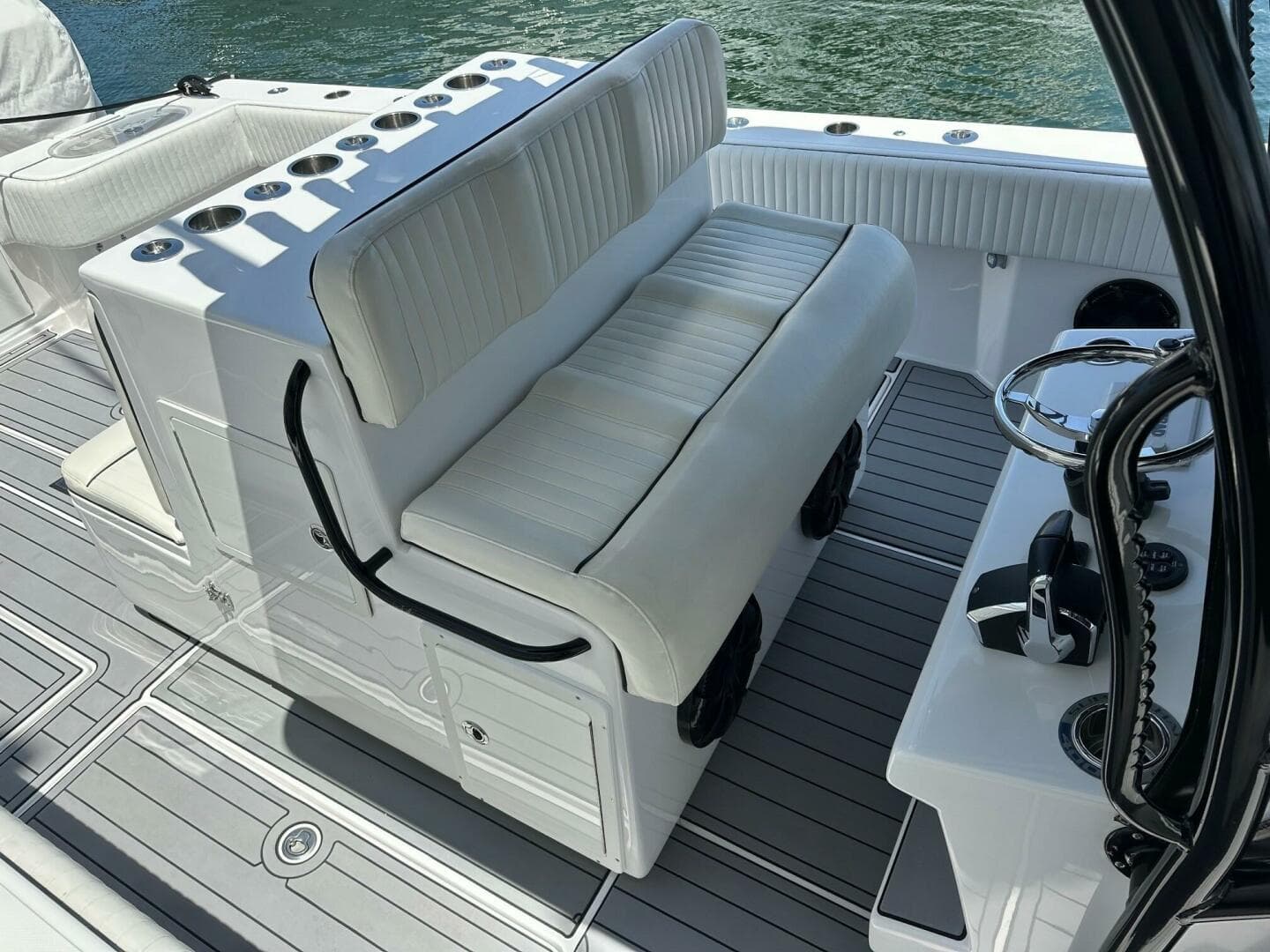 2019 Seahunter 39 Center Console — photo 3