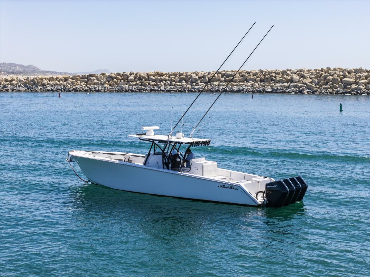 2019 Seahunter 39 Center Console — photo 1