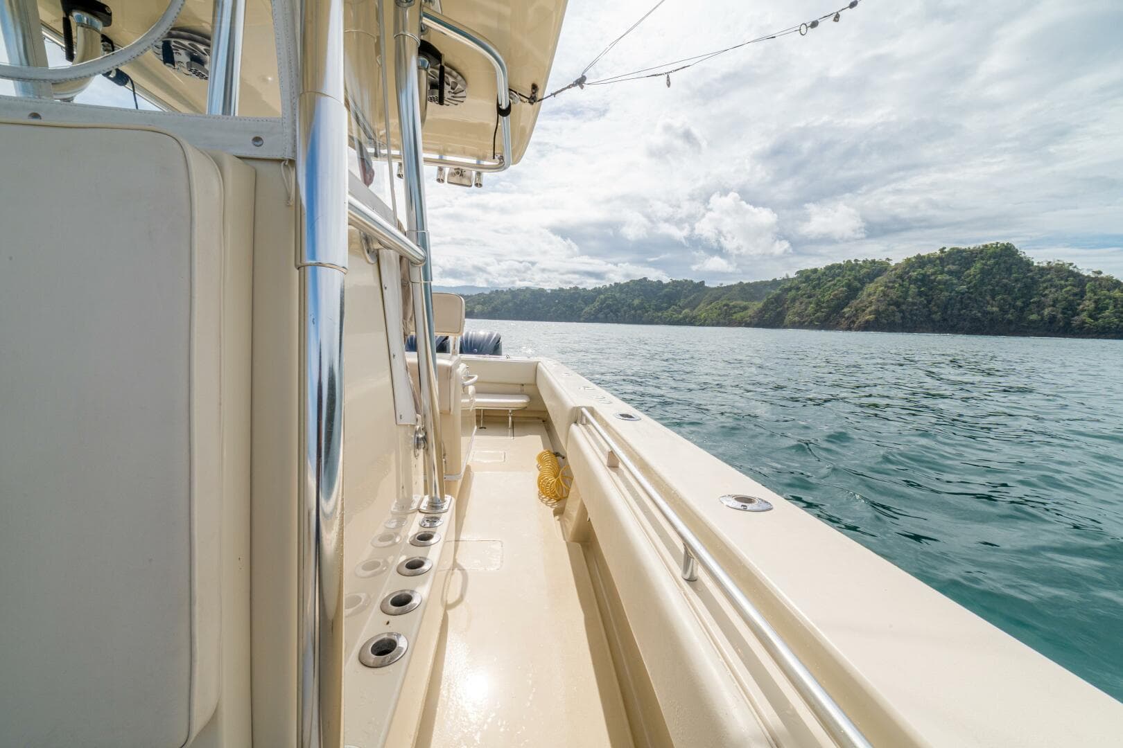 2007 Contender 33 — photo 13