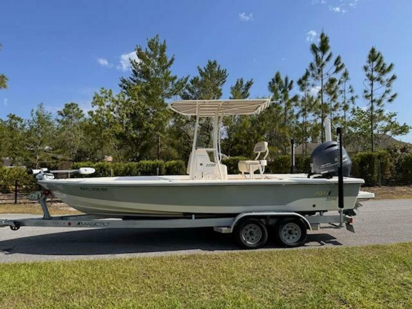 2017 Pathfinder 2200 Trs — photo 1